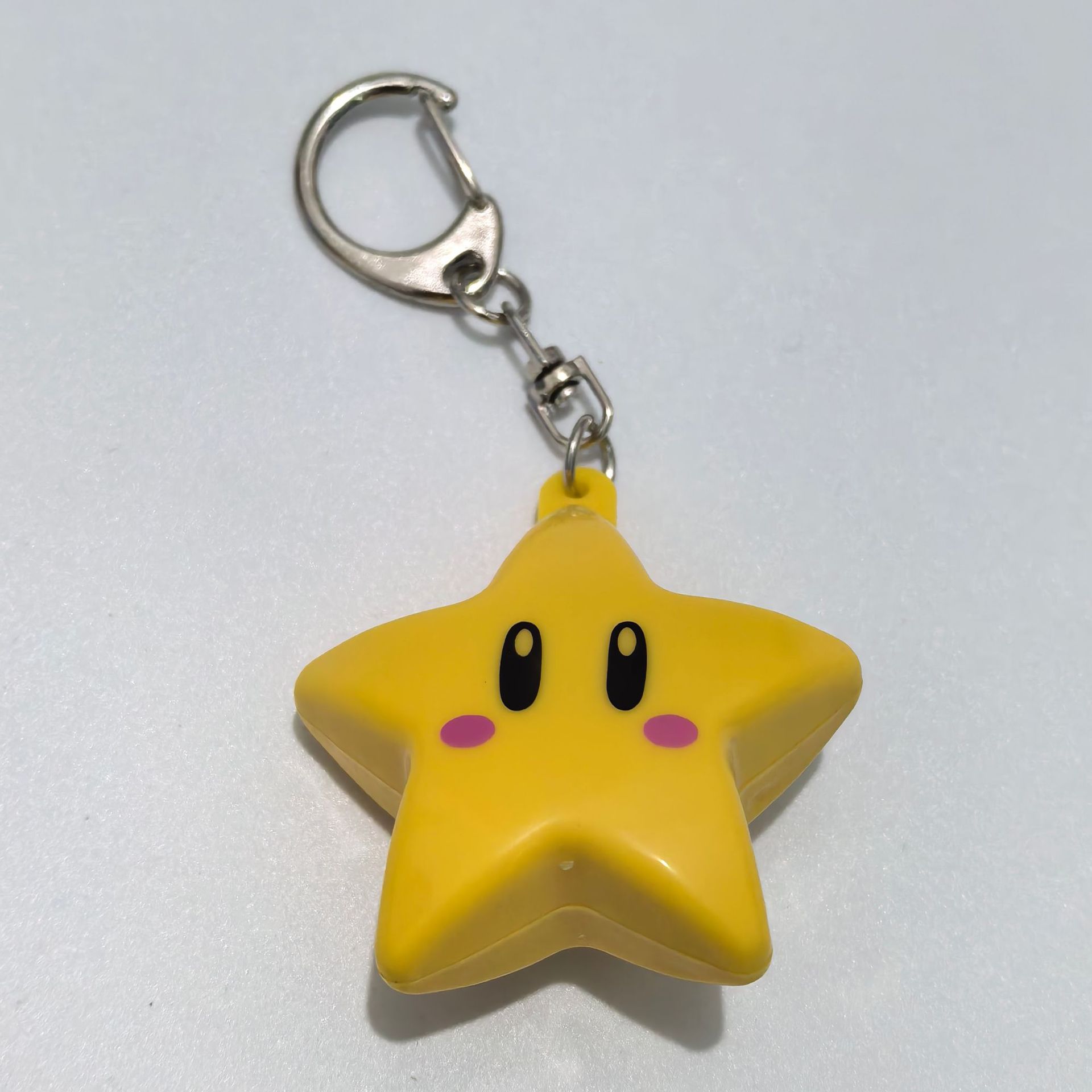 USJ Mario mundo iluminado estrella lámpara llavero adorable colgante acrílico regalo de colección de fans de anime