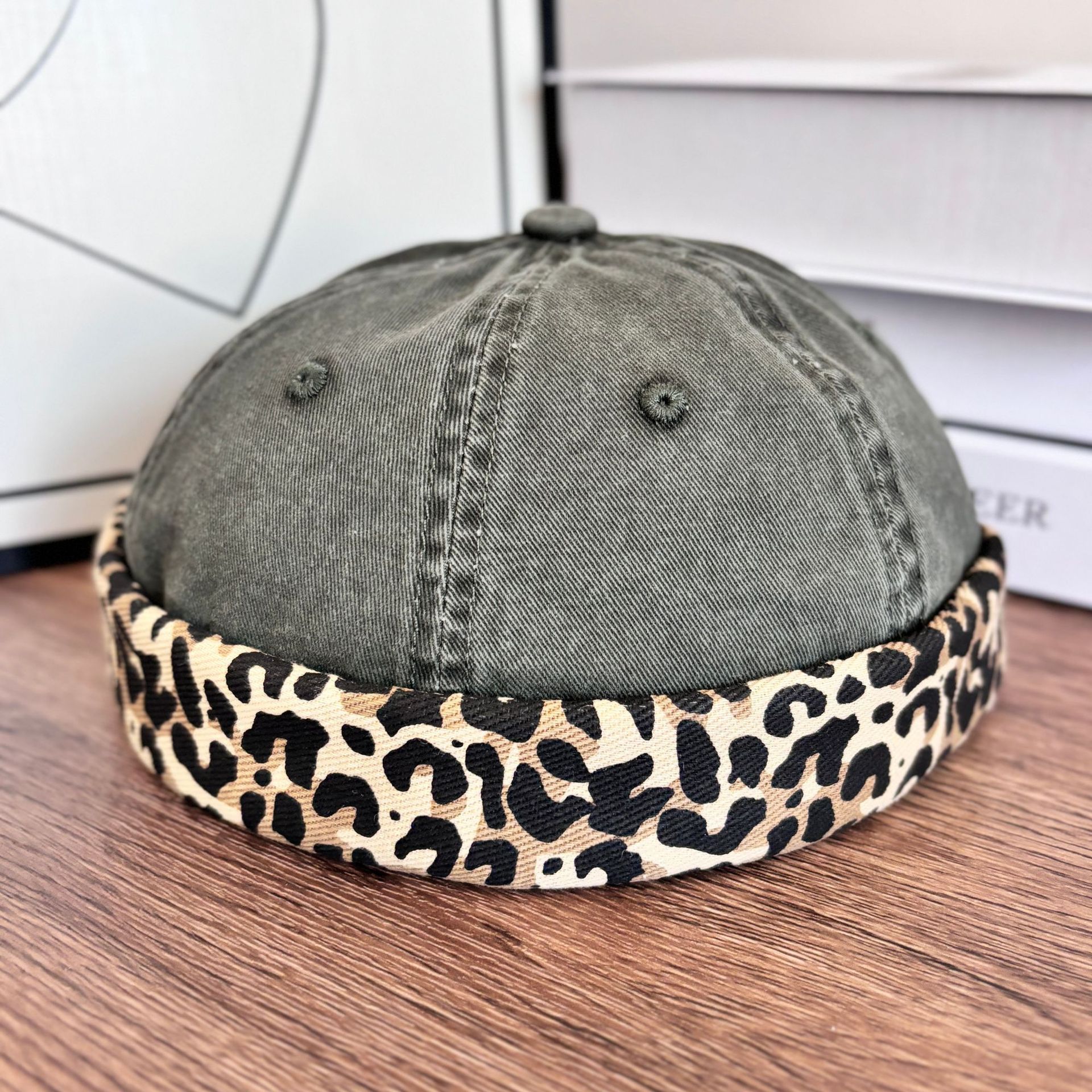 Leopard print landlord hat-military green