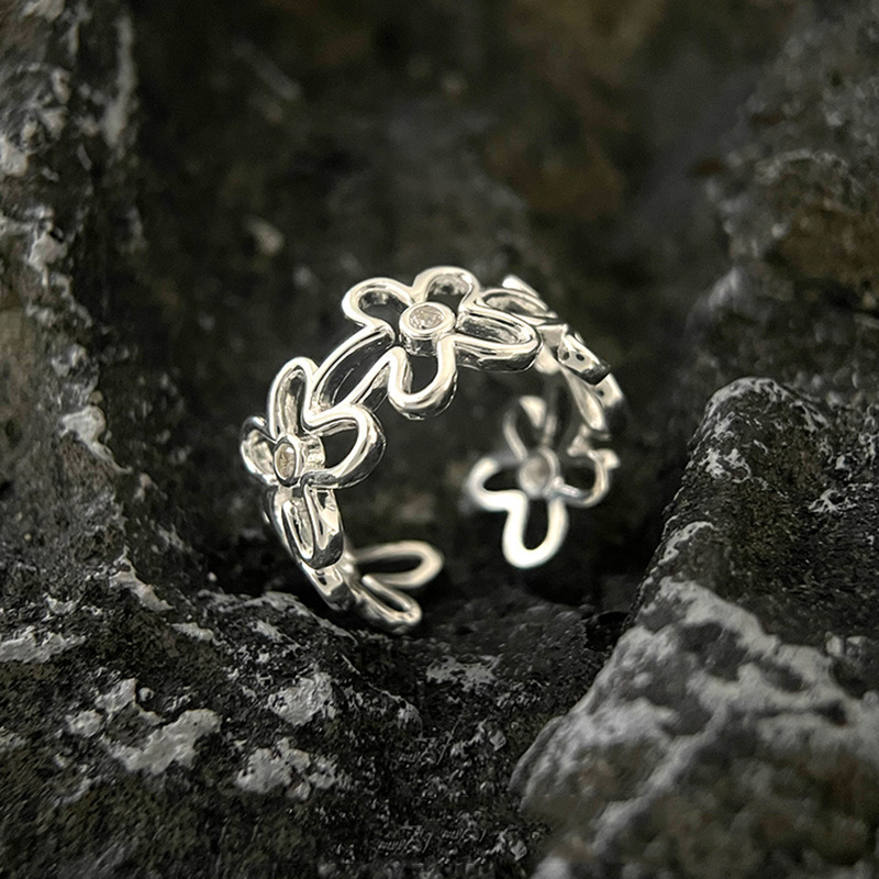 Floral Hollow Design Ring 2