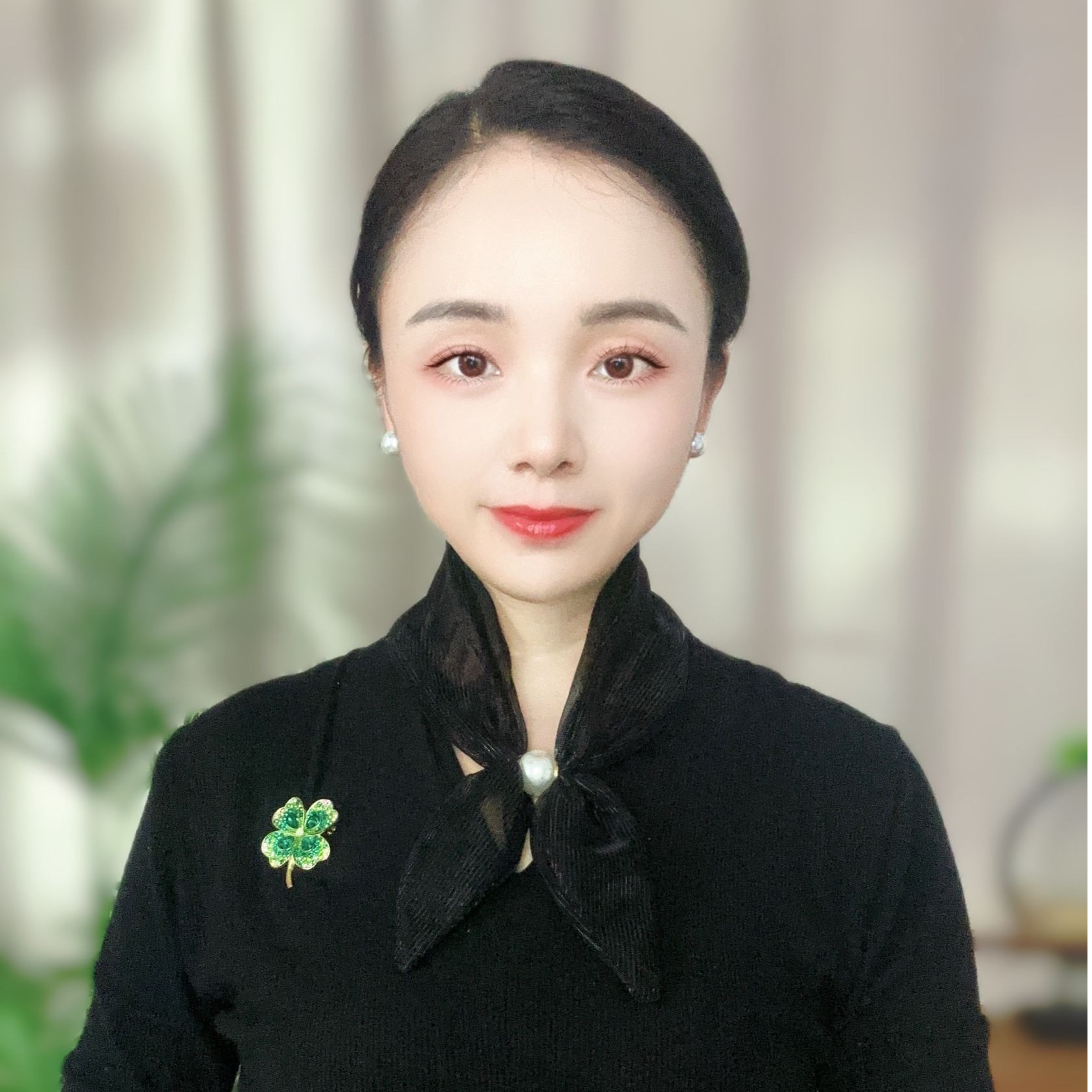 검은색