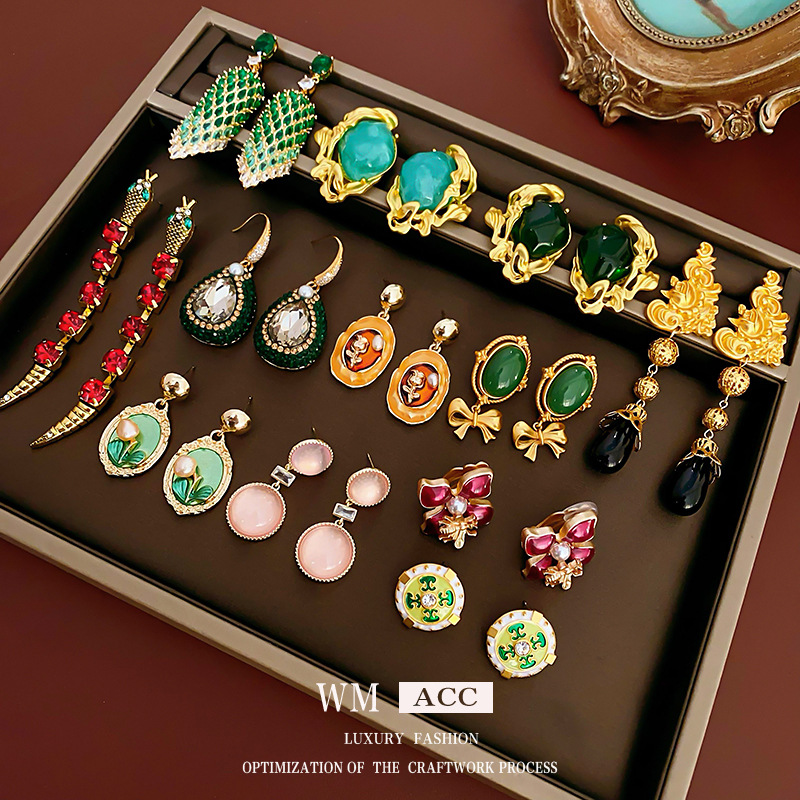 Pendientes de moda de temperamento retro vintage de mediana edad