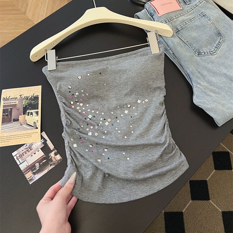 New Style Tube Top for Women in Summer, Petite and Sexy, Slim and Tight, Versatile Short Sleeveless Top