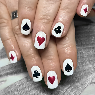 Short Daily Hearts Spades Square Plum Blossom European Square Pieces Poker Sweet Cool Wear Pieces 24 Pieces of Pieces of Pieces of Pieces of Pieces of Pieces of suit
