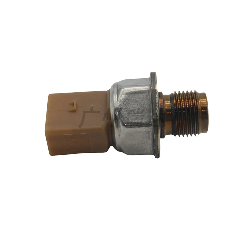 03L906054A Sensor de presión de combustible para los modelos Volkswagen Audi 03L906054A
