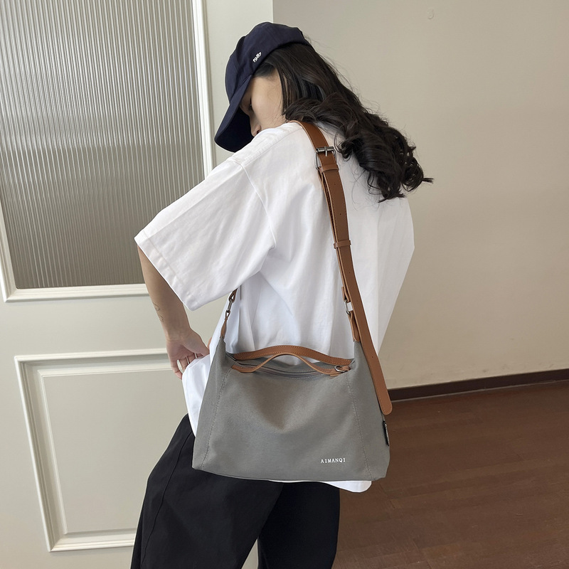 Factory-Made Japanese and Korean Fashion Simple Commuter Canvas Tote Artistic Casual Versatile Student Handbag Crossbody Bag Factory-Made Japanese and Korean Fashion Simple Commuter Canvas Tote Artistic Casual Versatile Student Handbag Crossbody Bag