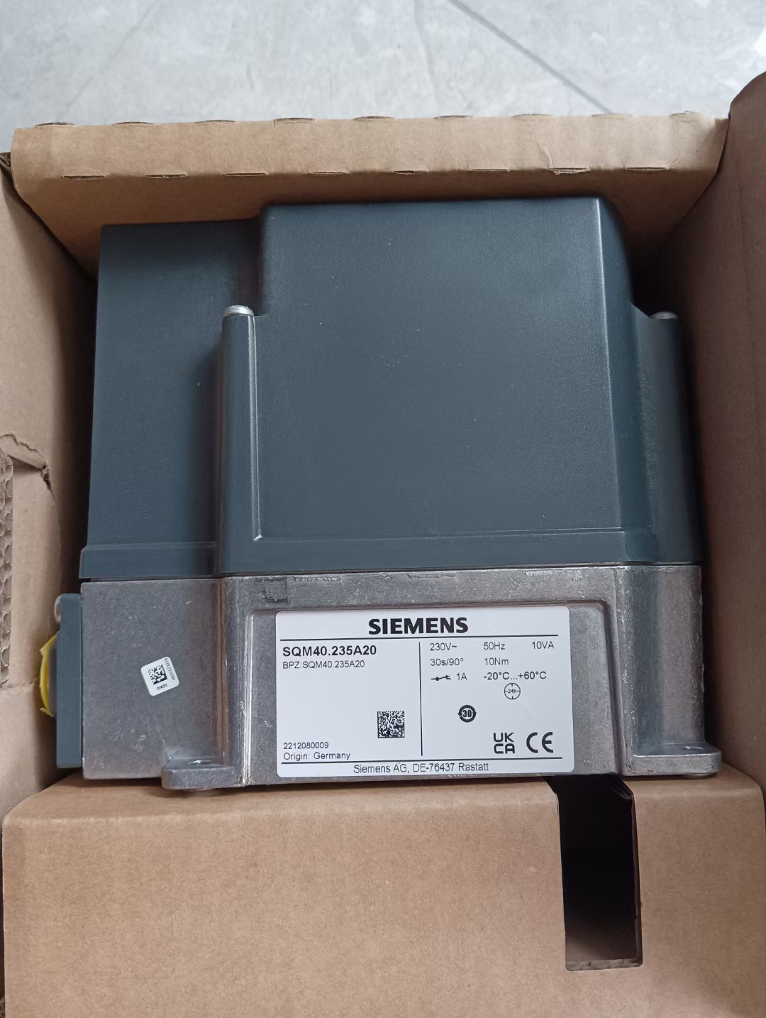 正鹏现货供应SQM40.144R11德国SIEMENS伺服驱动器质保一年