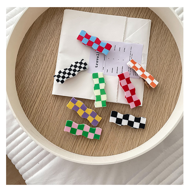 8g Weight Headwear Classification Birthday Occasion Waves Pattern Women'S Gender Simple Style Style White, Pink, Purple, Red, Green Color Hit Color Checkerboard Lattice Wave Shape Duckbill Clip Wholesale Nihaojewelry 3