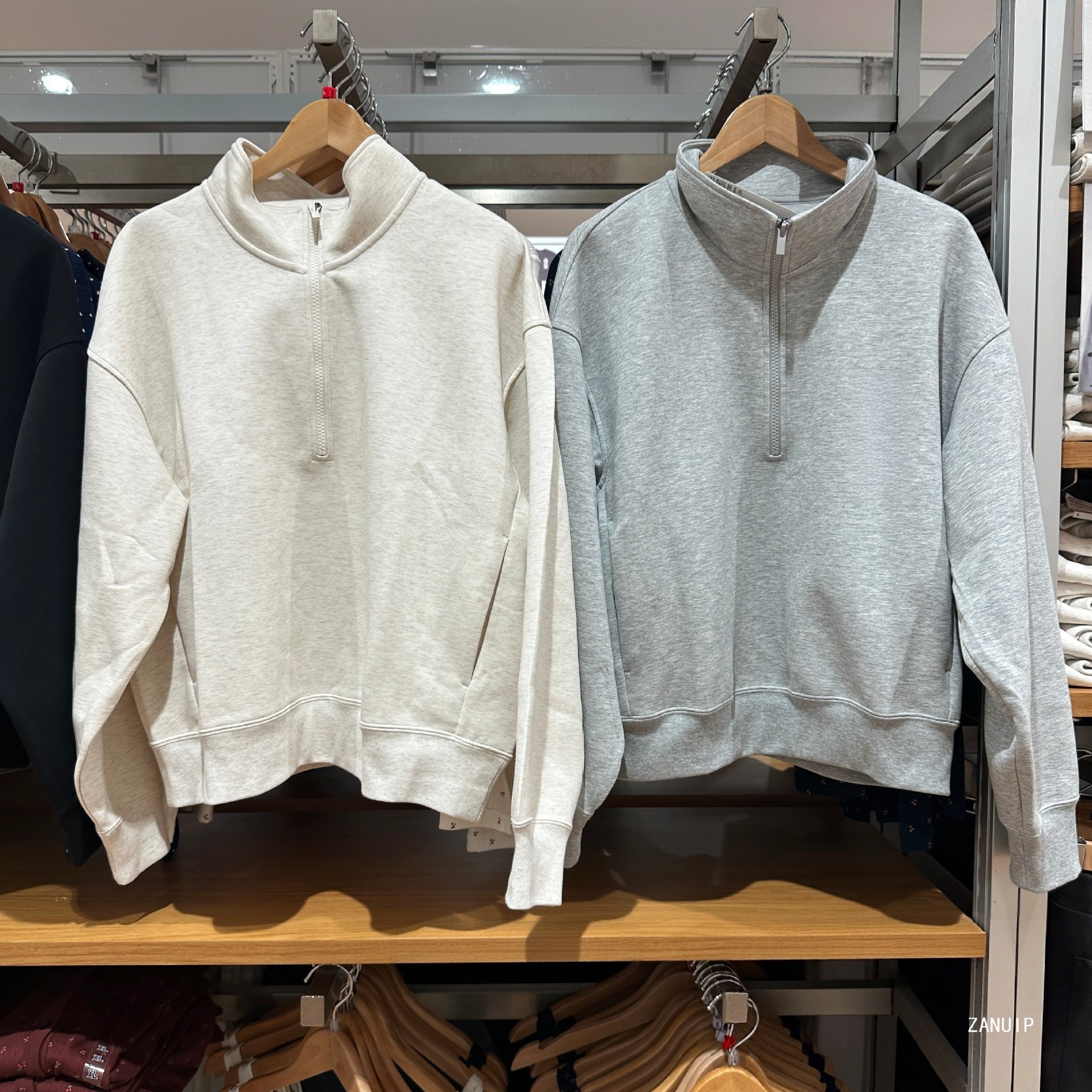26 Autumn/Winter American-style casual loose-fitting stand-up collar half-zip long-sleeve sweatshirt for women 491119 gray black