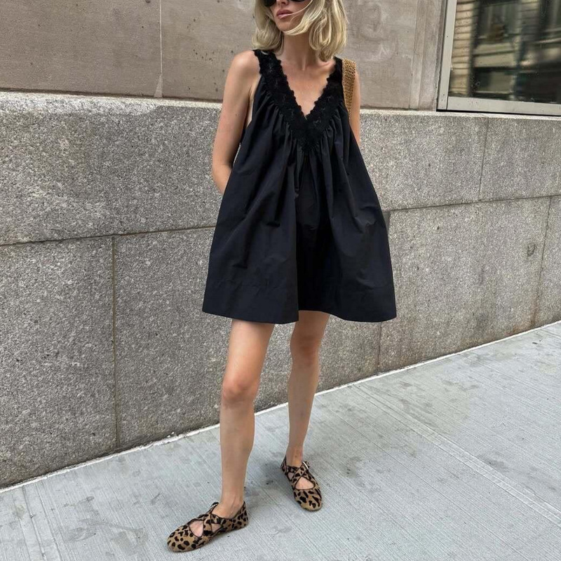 French Hels*V-Neck Lace Splicing Sleeveless Dress 26 Holiday Style Summer Pure Cotton A-Line Babydoll Skirt Short Skirt