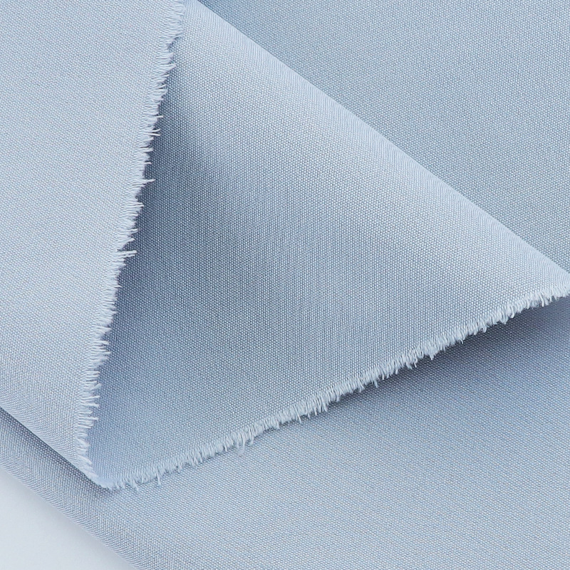 Fábrica en stock algodón de seda fresco liso T400 imitación algodón antiarrugas a prueba de viento tela Otoño e Invierno casual abrigo rompevientos tela