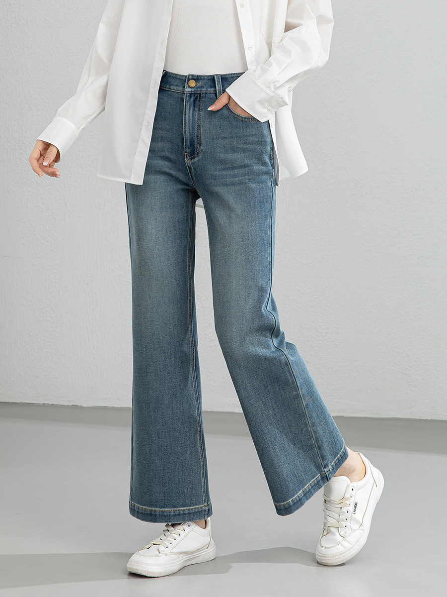 Quần jean nữ ống loe nhẹ cạp cao dáng 9 phân chất liệu Tencel — Cao bồi xanh