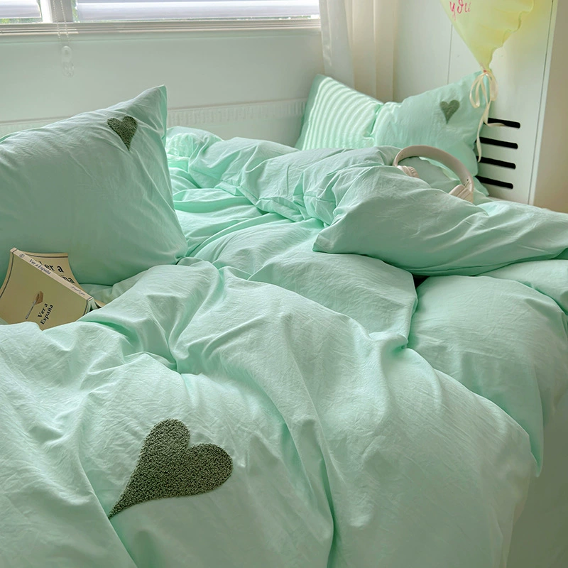 Девичье сердце мягкое и восковое, сытная кожа