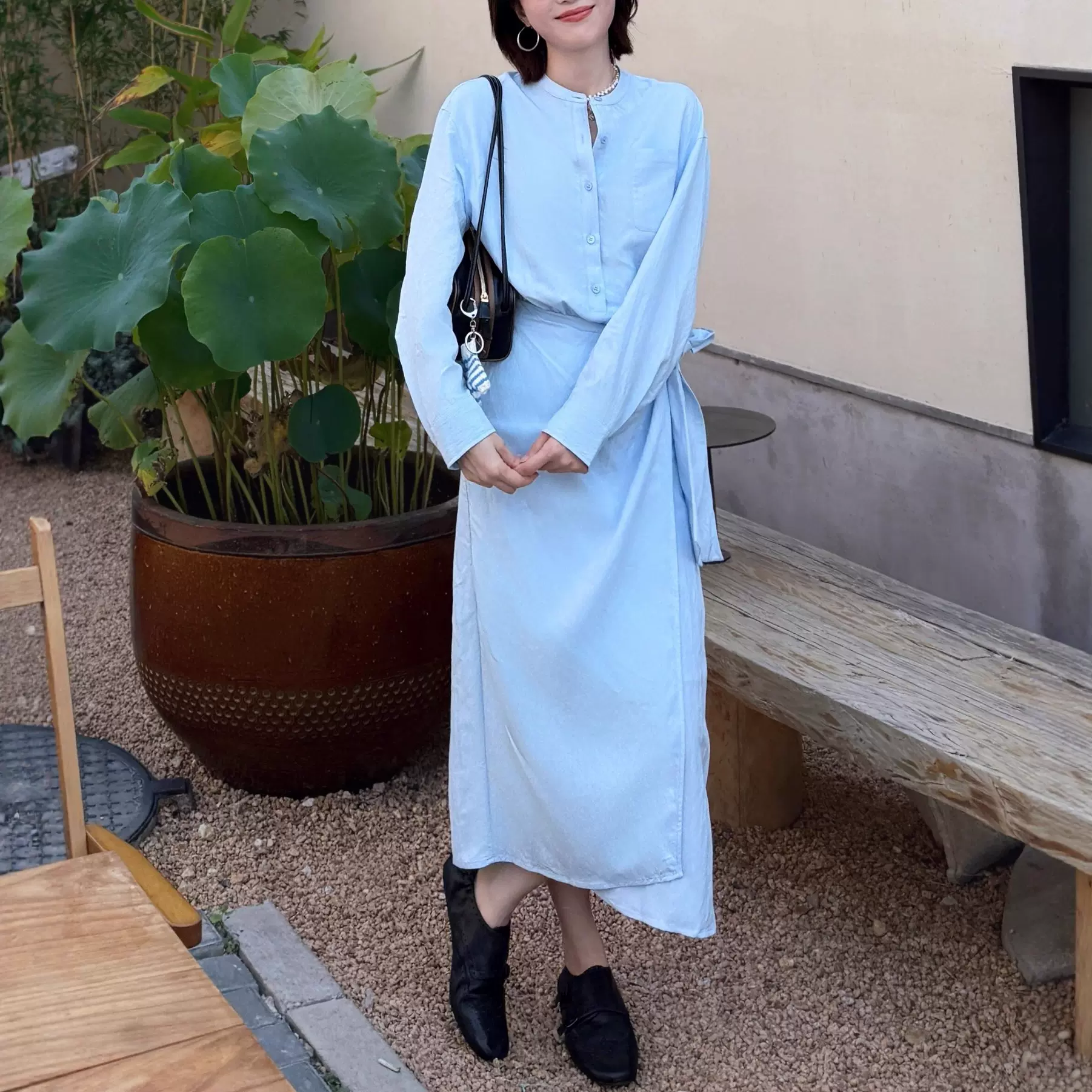 SW天蓝色衬衫连衣裙女25秋季新款皱感绑带长裙圆领长袖 S3QZ016-2