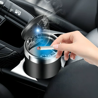Car ashtray: men's high-end ashtray