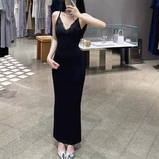 法式小众2025夏季新款赫本风蕾丝V领修身显瘦包臀针织吊带连衣裙