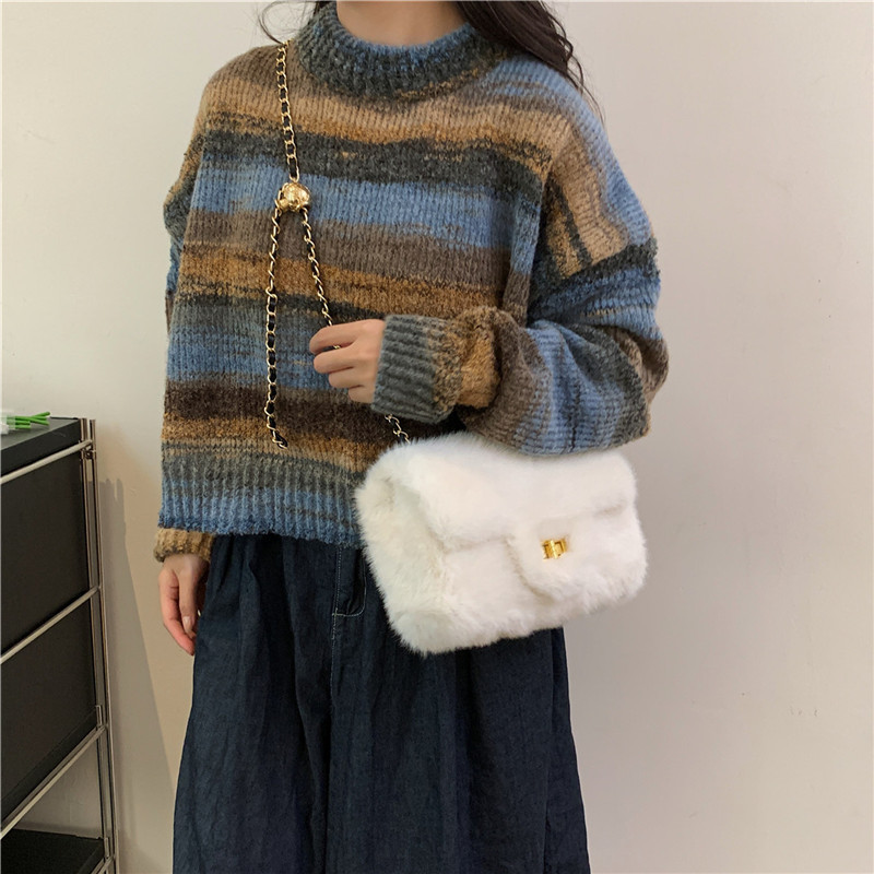 Nicho de cerradura bolsas de lana de estilo extranjero bolsas de hombro de peluche otoño y invierno nuevas bolsas cuadradas de cadena de bolsas de lana