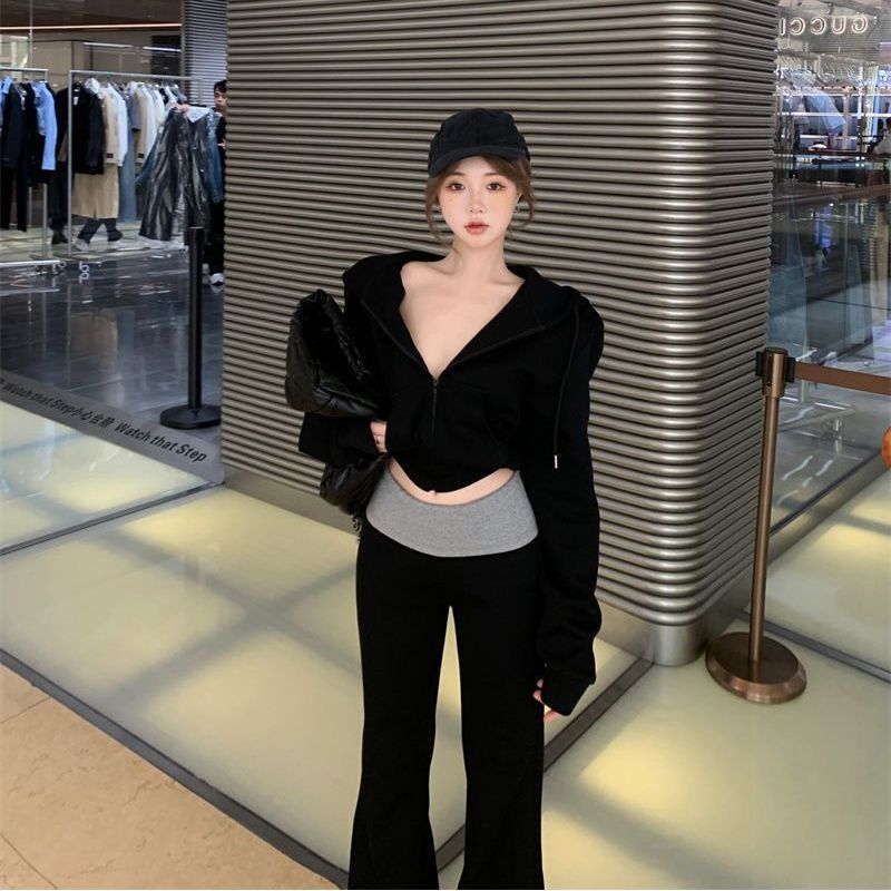 Simple Sports Suit for Women in Autumn and Winter Korean Style Fashionable Slimming Versatile Hooded Sweatshirt and Bootcut Trousers Two-Piece Set for Women Simple Sports Suit for Women in Autumn and Winter Korean Style Fashionable Slimming Versatile Hooded Sweatshirt and Bootcut Trousers Two-Piece Set for Women