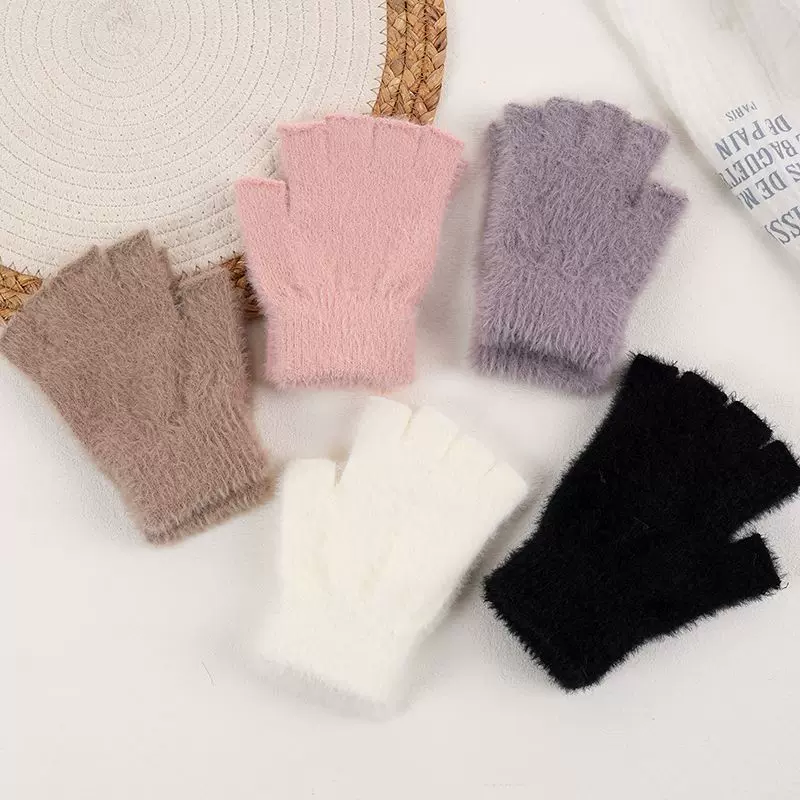 新款成人冬季保暖针织露半指手套方便玩手机男生女生纯色手套现货