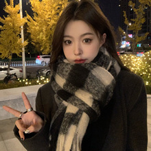韩版羊毛格子围巾女冬季新款时尚百搭加厚保暖学生情侣毛绒围脖男