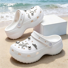 녶䶴��ЬŮ���⴩��׷����r�аٴ���^����ЬŮʿܛ��ɳ����Ь