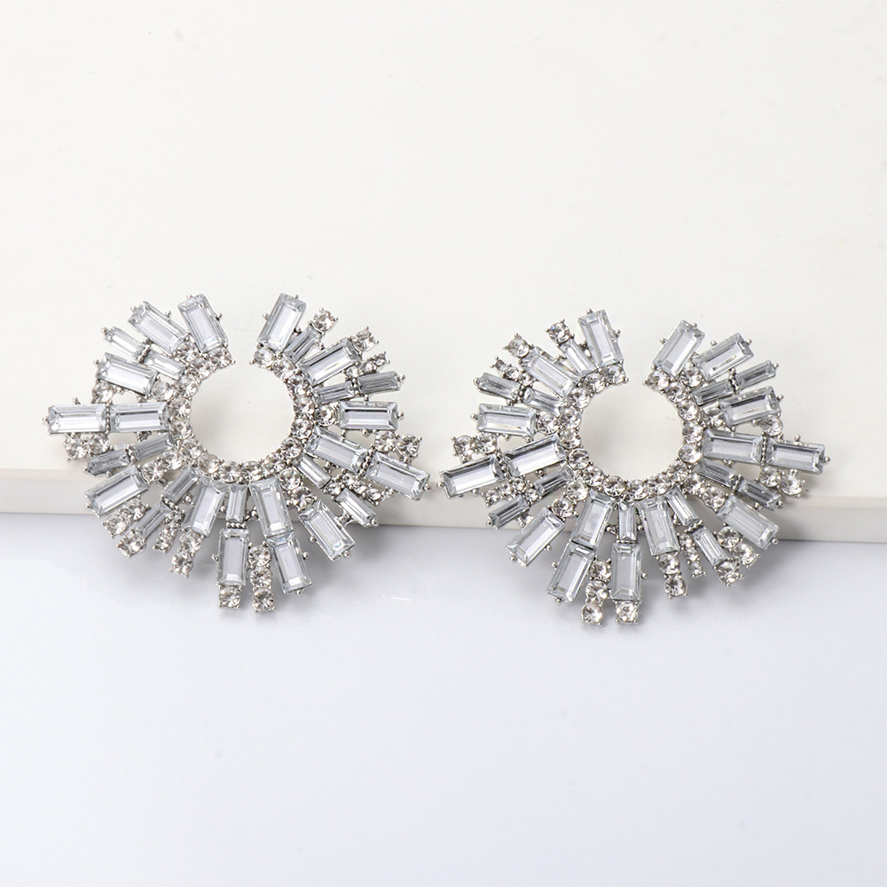 Boucles D&#39;oreilles Élégantes En Diamant De Mode Coréenne display picture 6