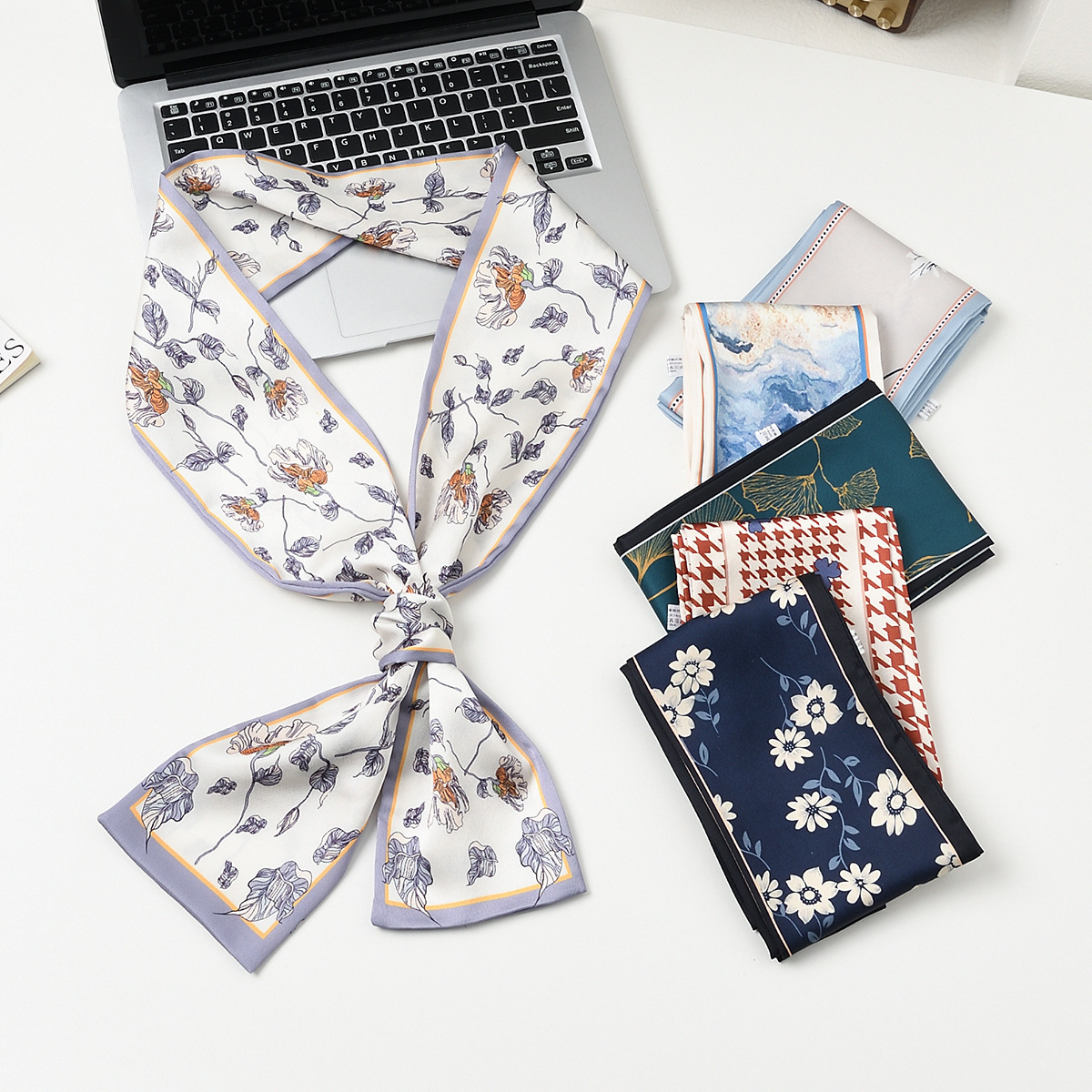 Narrow Scarf Women's Spring and Autumn Summer Foreign Style Fashionable South Korea All-match Decorative Scarf Winter Printed Scarf Narrow Thin Scarf