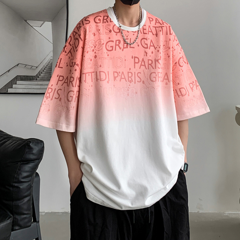 Hombre camiseta de manga corta Hong Kong vientos de tendencia camiseta de verano de cuello redondo camiseta de base casual suelta de cinco mangas para hombres