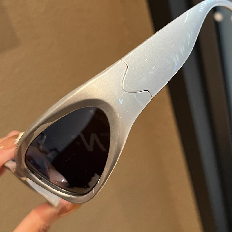 O1CN01St2YV31ZDKNePCkYQ_!!2593