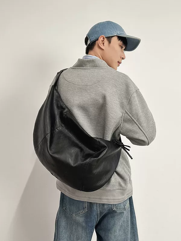 Universal capacious shoulder bag, one-shoulder bag for students, for beloved