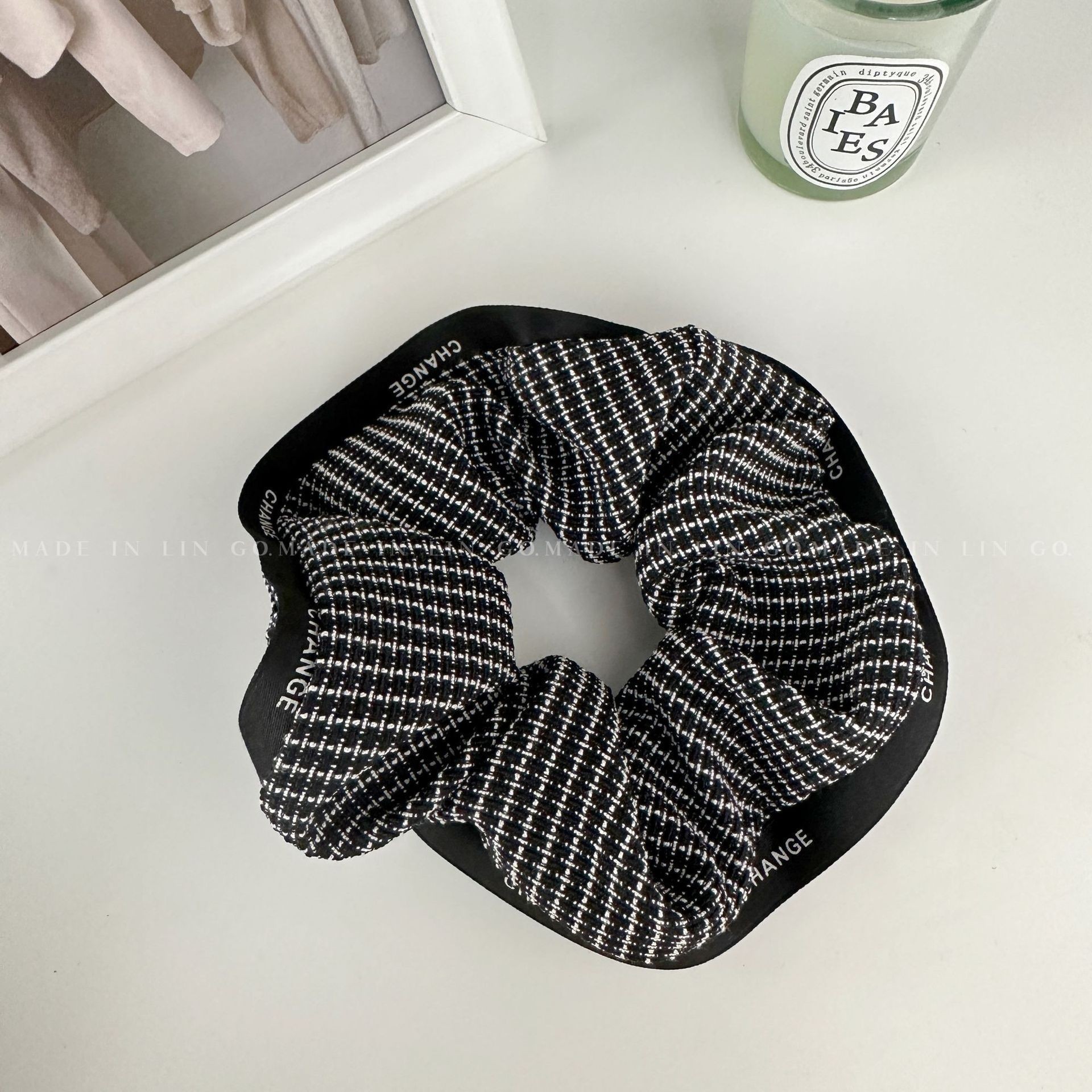 물떼새 격자 블랙