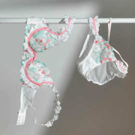 新款中式薄款刺绣蕾丝镂空上托内衣女甜美欲文胸罩套装夏