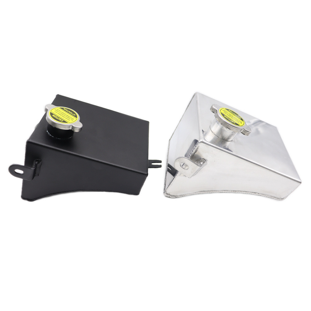 Cross-Border Hot-Selling Car Modification 1.5L Cooling Water Bottle Overflow Tank Suitable for Nissan 240Sx