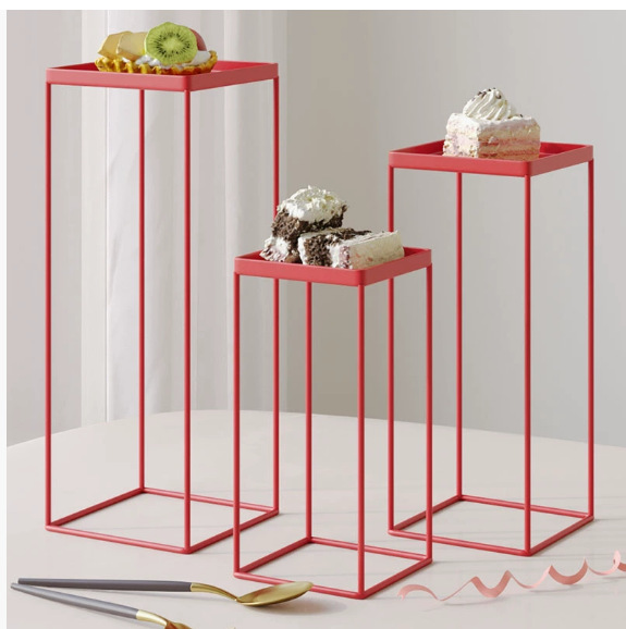 Postre transfronterizo, portavasos de papel, mesa alta, decoración de bodas, bandeja de exhibición de metal, pastel de hierro dorado cuadrado de tres piezas