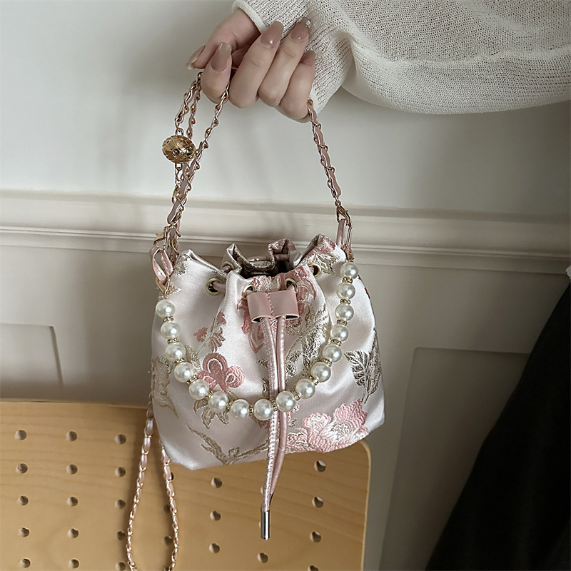 New Style New Chinese-Style Embroidered Pearl Chain Bucket Bag Women's Shoulder Crossbody Bag Niche Vintage Fashion Bag