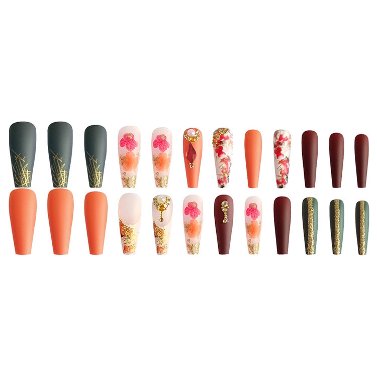 Ventas transfronterizas pintadas de perforación de uñas de lujo retrógrado desgaste de uñas de alta calidad 24 piezas parches de uñas terminados