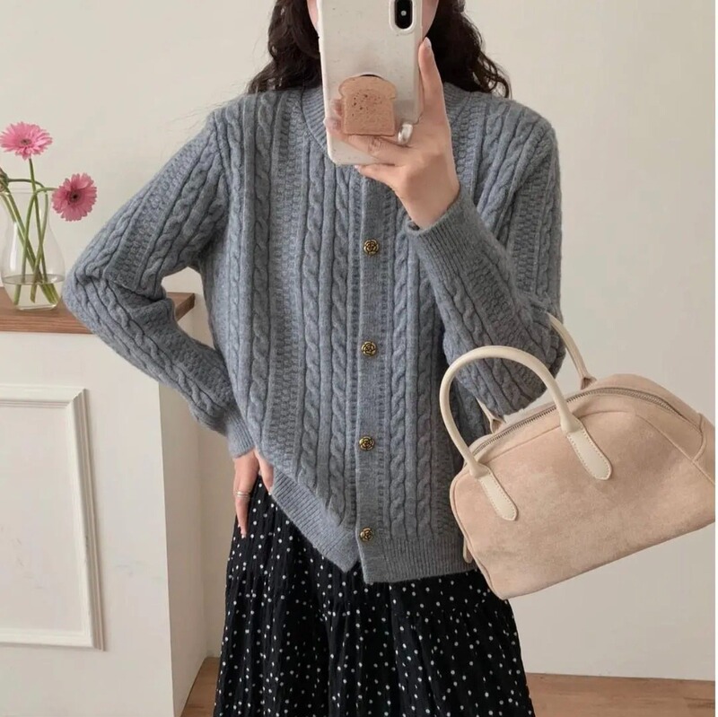 跨境复古新款宽松慵懒风小麻花毛衣外套女设计感软糯温柔针织开衫|undefined