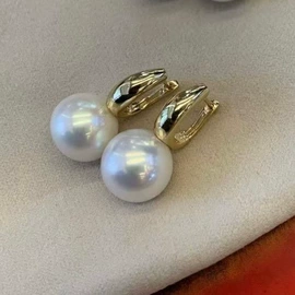 天然珍珠耳饰;天然珍珠项饰;天然珍珠手饰