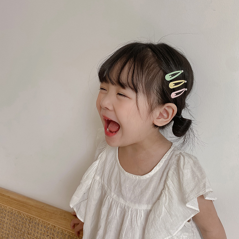 Fashion Simple Children's Hair Clip Solid Color Hairpin display picture 2