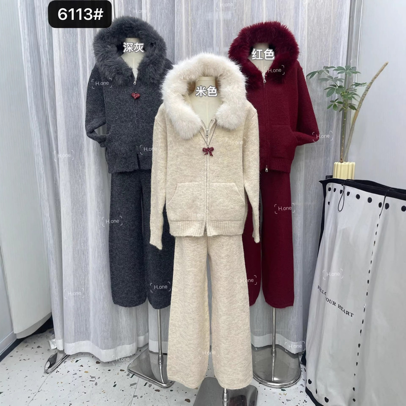 Autumn and Winter Casual Fur Collar Knitted Two-Piece Set for Women 2025 New Korean Style Loose Hooded Top and Wide-Leg Pants Set Trendy Autumn and Winter Casual Fur Collar Knitted Two-Piece Set for Women 2025 New Korean Style Loose Hooded Top and Wide-Leg Pants Set Trendy