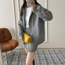 韩国东大门订单款针织套装女秋冬新款休闲拉链连帽开衫短裤两件套