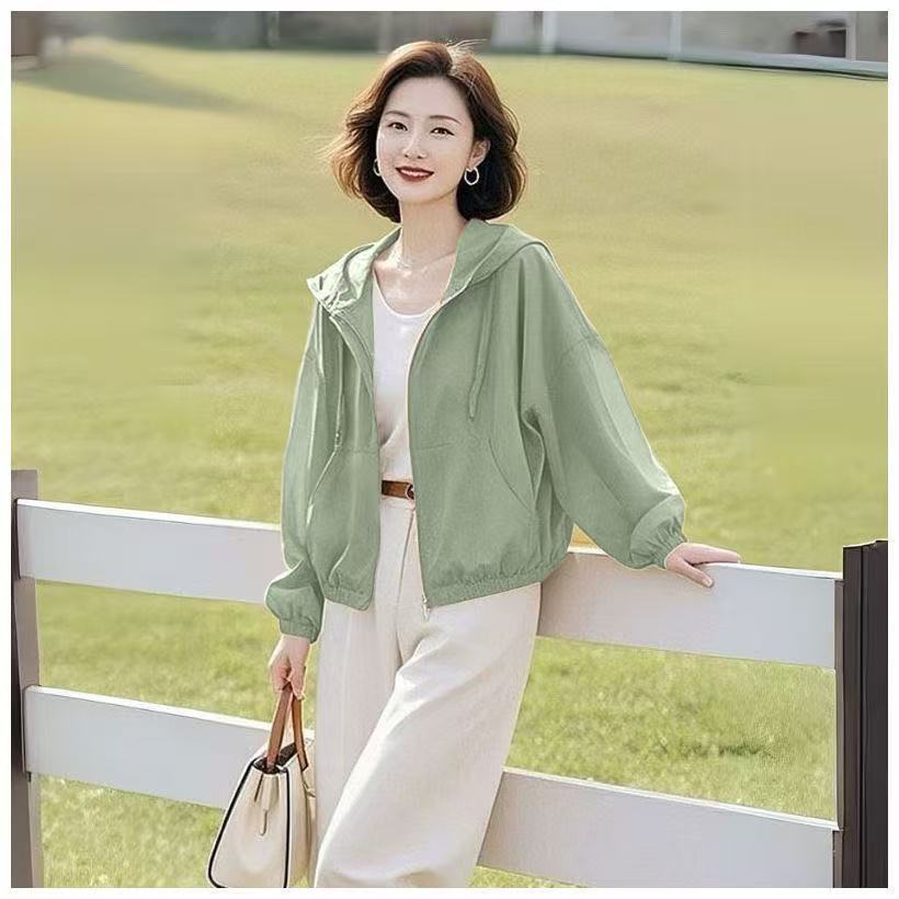 Chaqueta Holgada con Capucha para Protección Solar, Verano 2025, Informal, para Personas Bajas, Prenda Exterior Delgada con Protección UV image 5