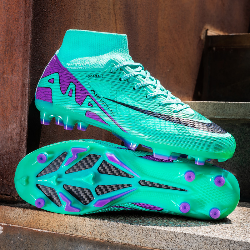 Copa del Mundo transfronteriza Cristiano Ronaldo Messi pinchó 15 zapatos de fútbol Putian estudiantes masculinos clavos largos zapatos deportivos de entrenamiento de competencia