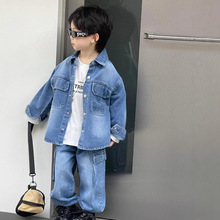 男孩长袖牛仔套装春秋新款2025儿童工装多袋压印字母扎脚裤两件套