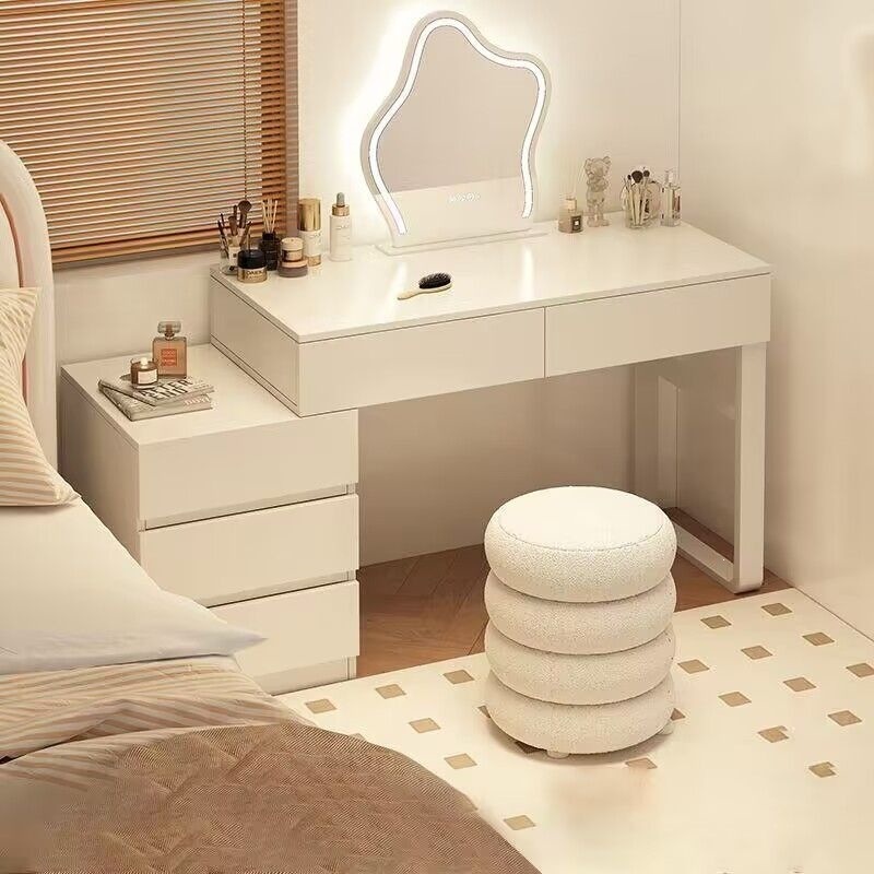 Wardrobe de madera maciza de tabla de roca dormitorio moderno simple pequeño tipo de lujo ligero de alta sensación armario de maquillaje en casa