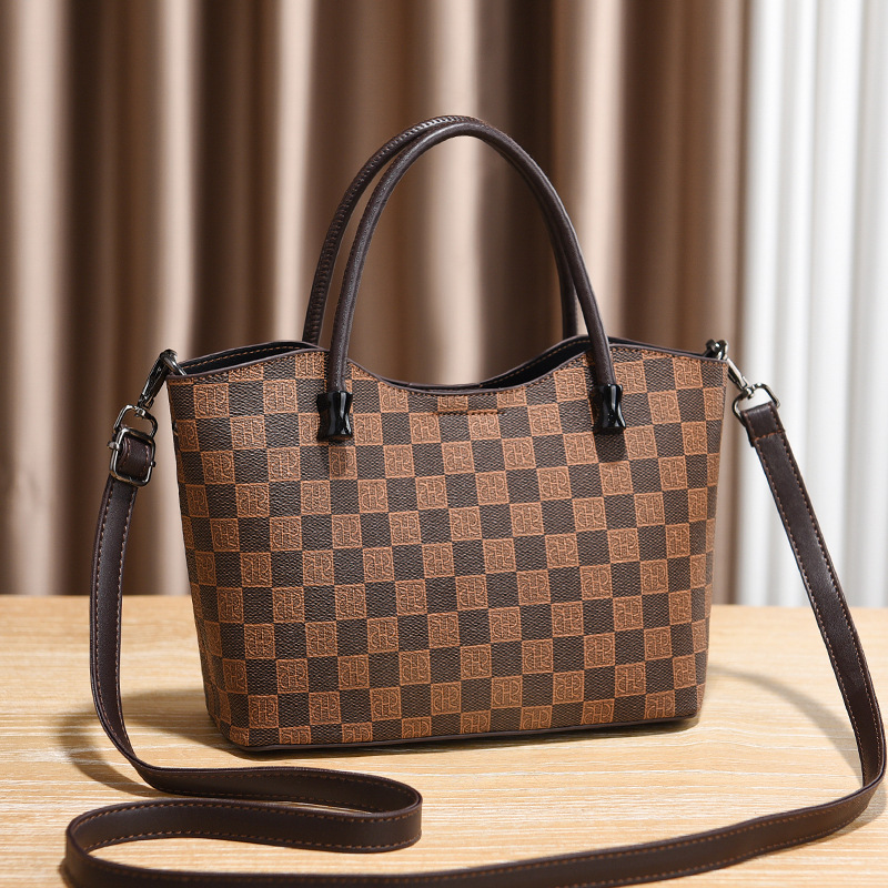 Classic Tote Bag, New Commuter Handbag, Large Capacity Fashionable And Versatile Shoulder Messenger Bag, Boutique Women's Bag, Highly Recommended_voghion.com