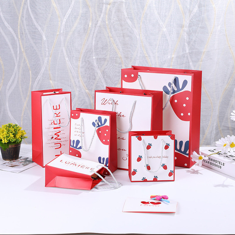 糖果草莓包装袋便携式礼品袋可爱手提纸袋聚会生日创意礼物袋