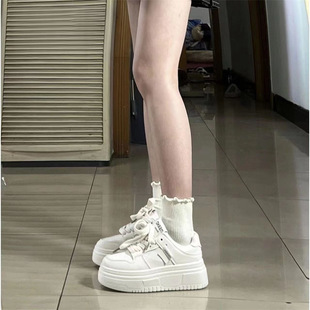 Jiuyi Ju's Same Style~ 6cm White Sneakers for Women, 2024 Spring and Autumn New Thick-Soled Versatile Campus Sports Sneakers, Comfortable