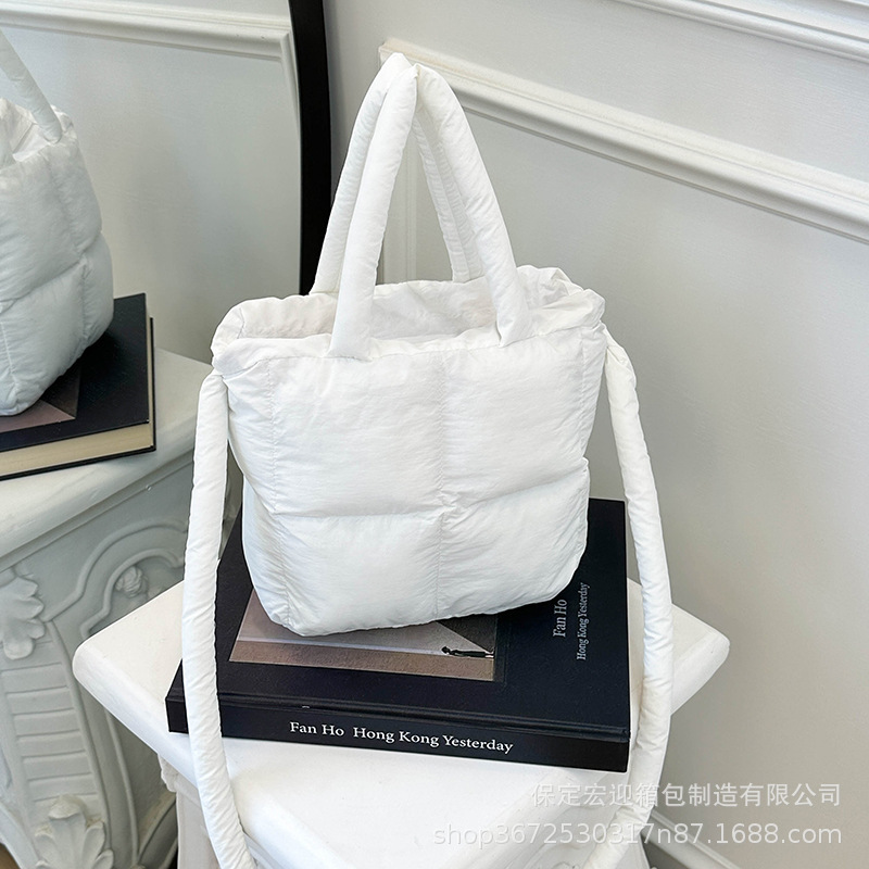 跨境羽绒包棉服女包简约填棉太空包托特包柔软方格手提单肩斜挎包|undefined