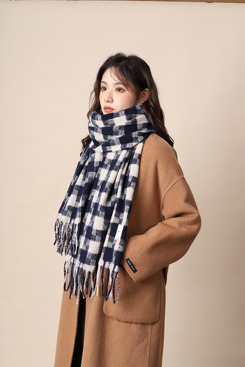Sciarpa a quadri da donna autunno inverno sensazione avanzata spessa e calda collo frangia versatile studente moda INS_voghion.com