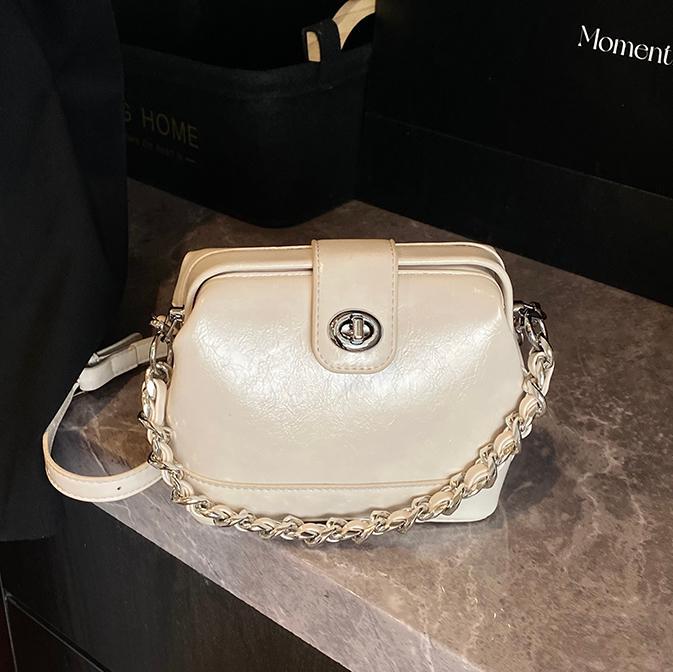 Bolsos para mujer 2025 nuevo bolso de hombro de moda de moda simple bolso cuadrado pequeño casual bolso femenino de nicho de estilo occidental de alta gama